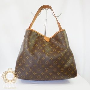 •Authentic Louis Vuitton Delightful PM•